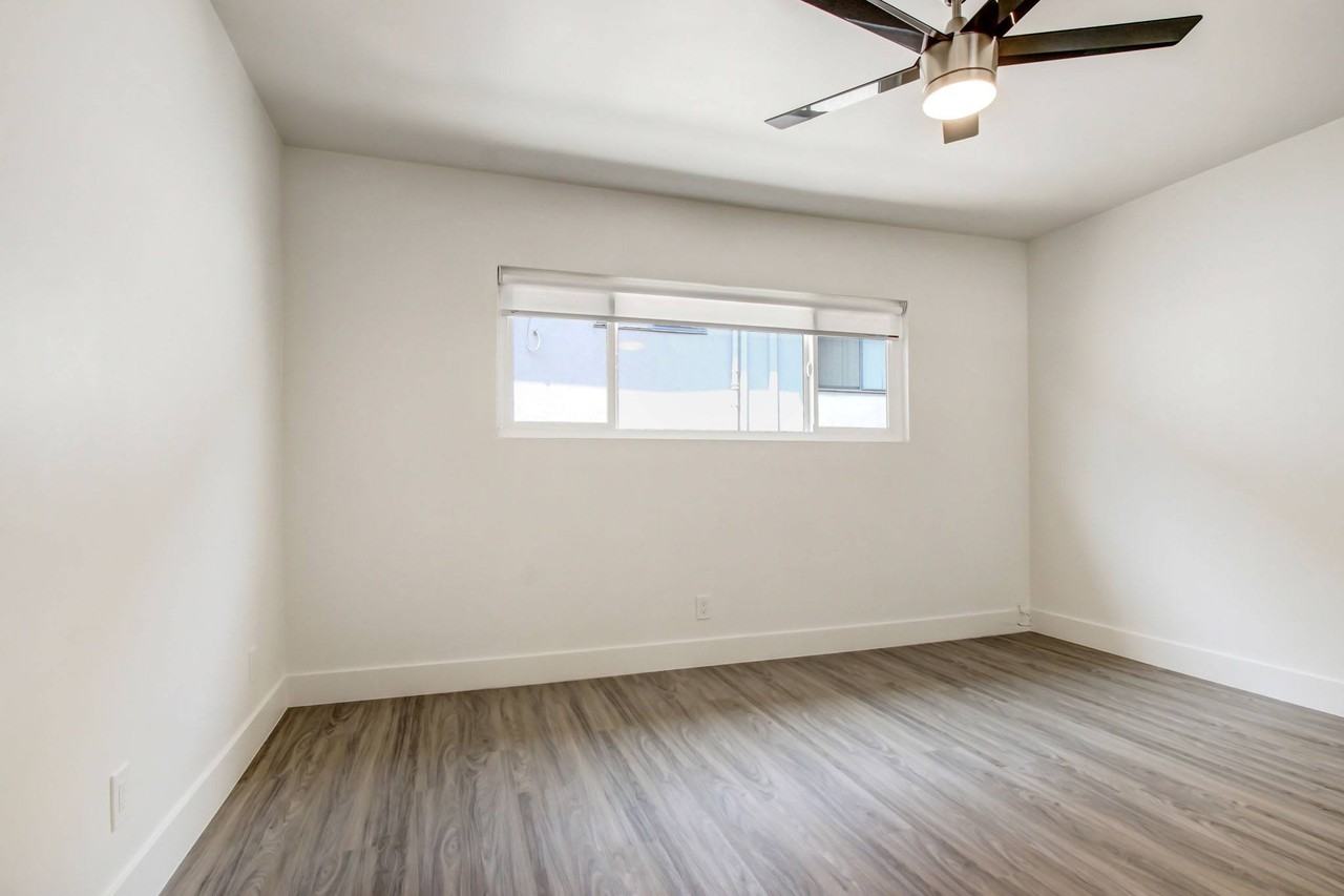 1442 Brockton - Photo 3 of 13