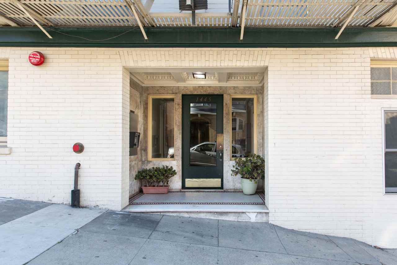 1445 Mason - Photo 2 of 4