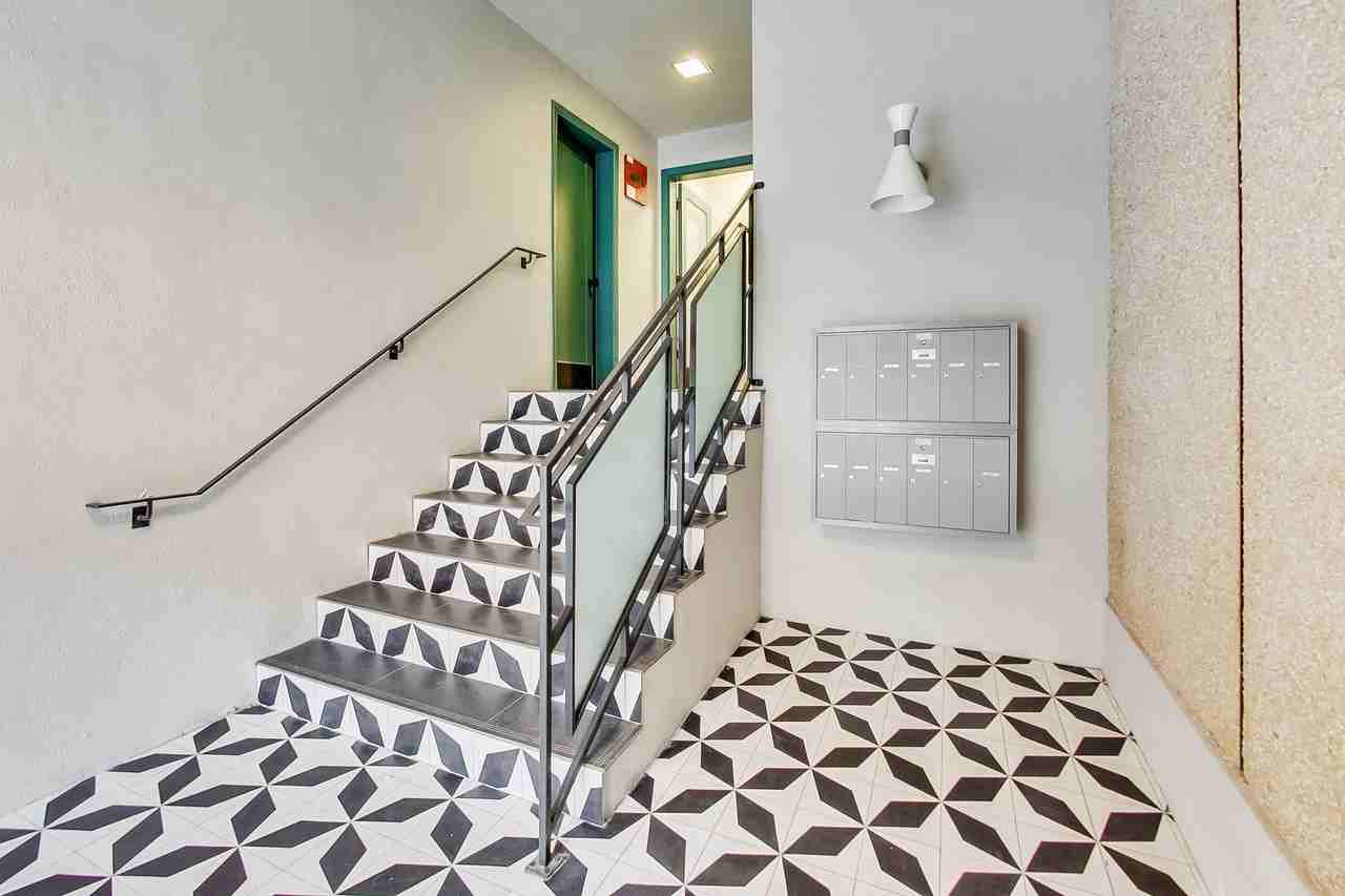 2240 Larkin - Photo 3 of 4