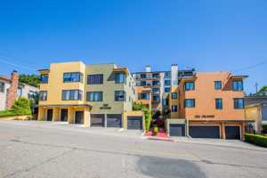 featured image of 230 Orange St