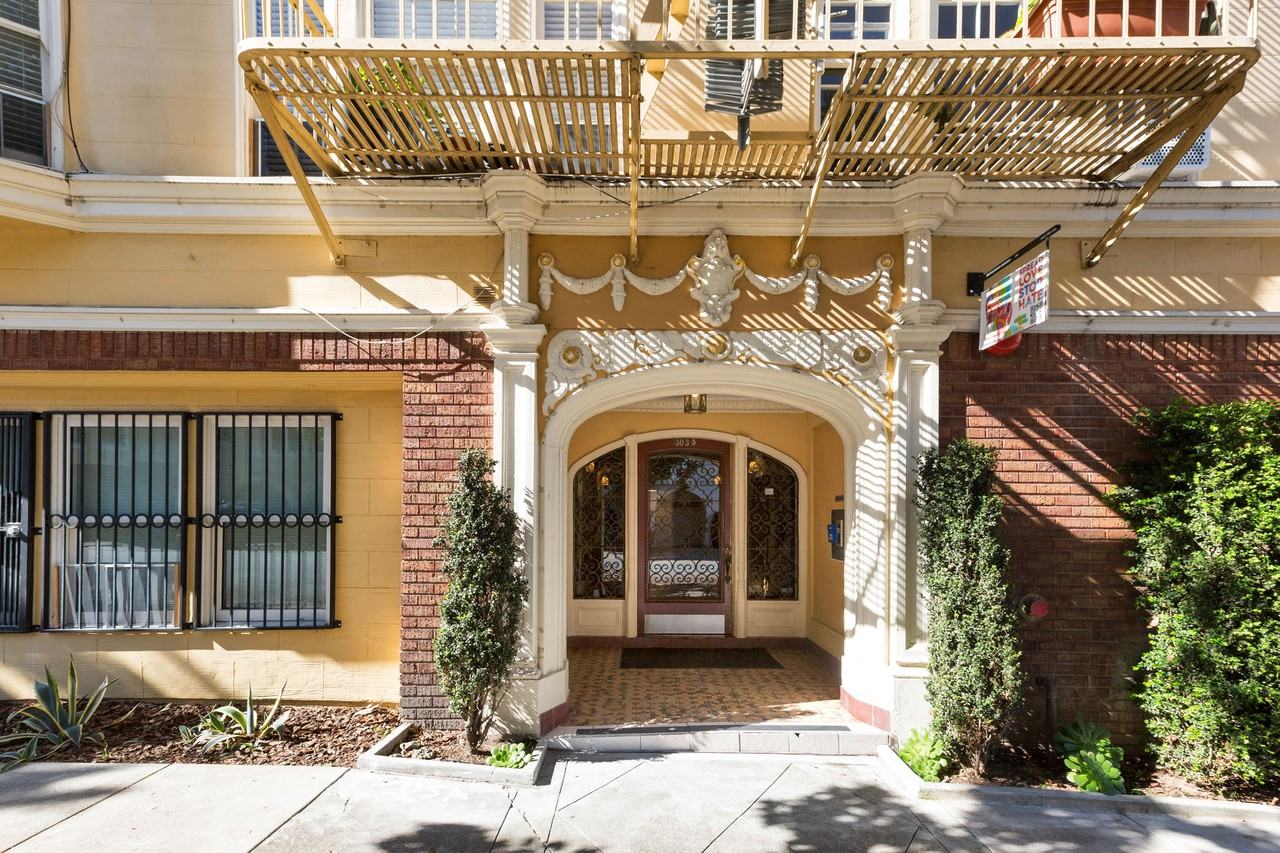 3035 Baker - Photo 2 of 5