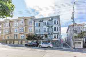 featured image of 405 Laguna St