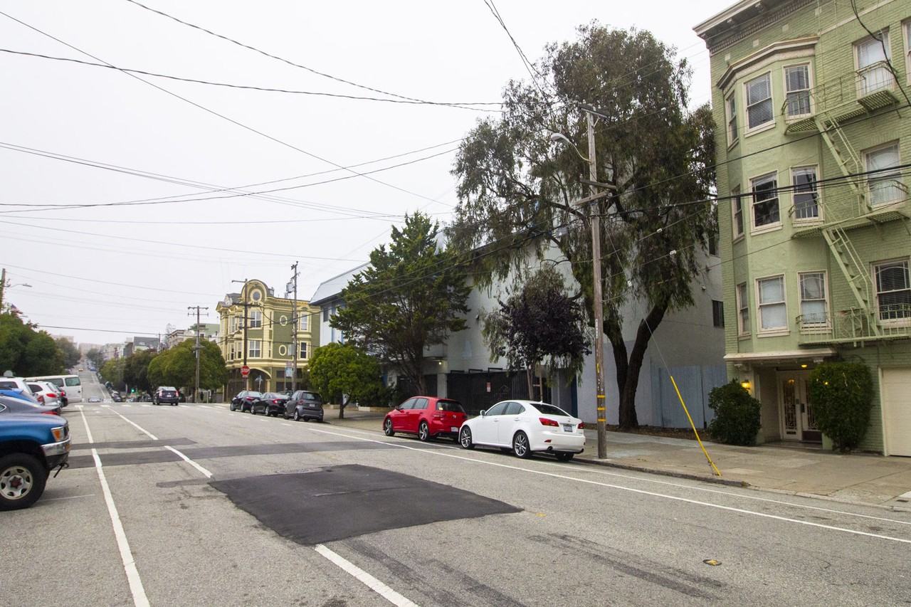 430 Baker - Photo 4 of 18
