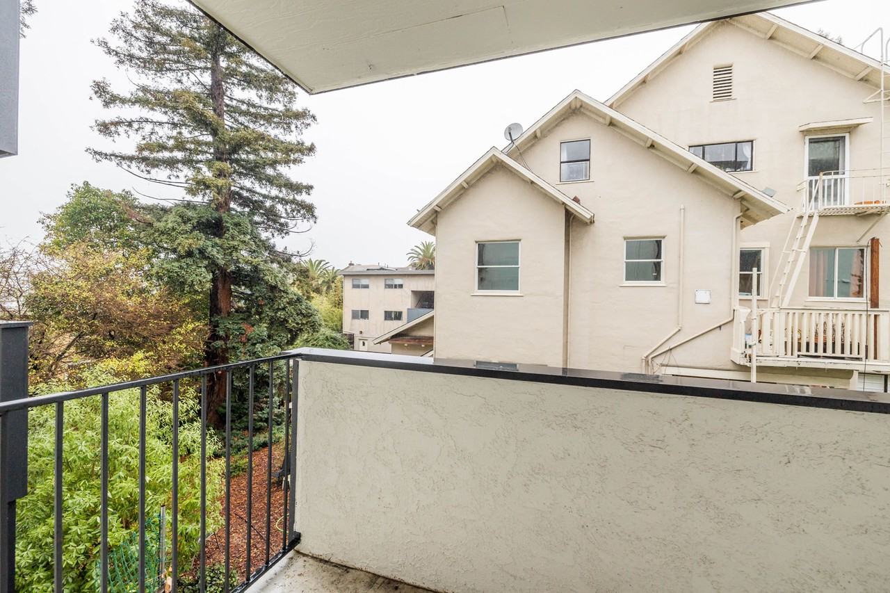 169 Santa Rosa - Photo 5 of 18
