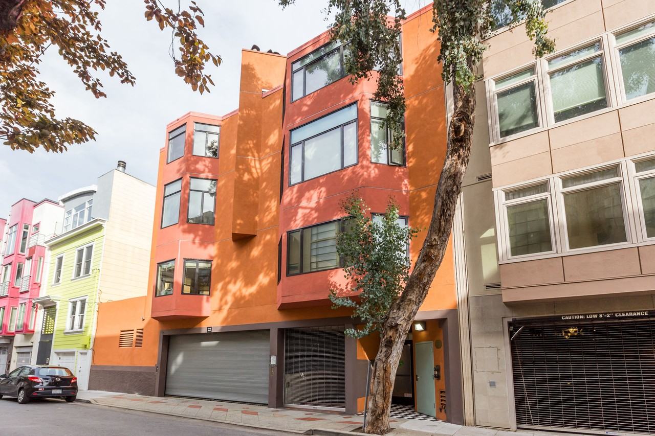 22 Vandewater - Photo 3 of 3