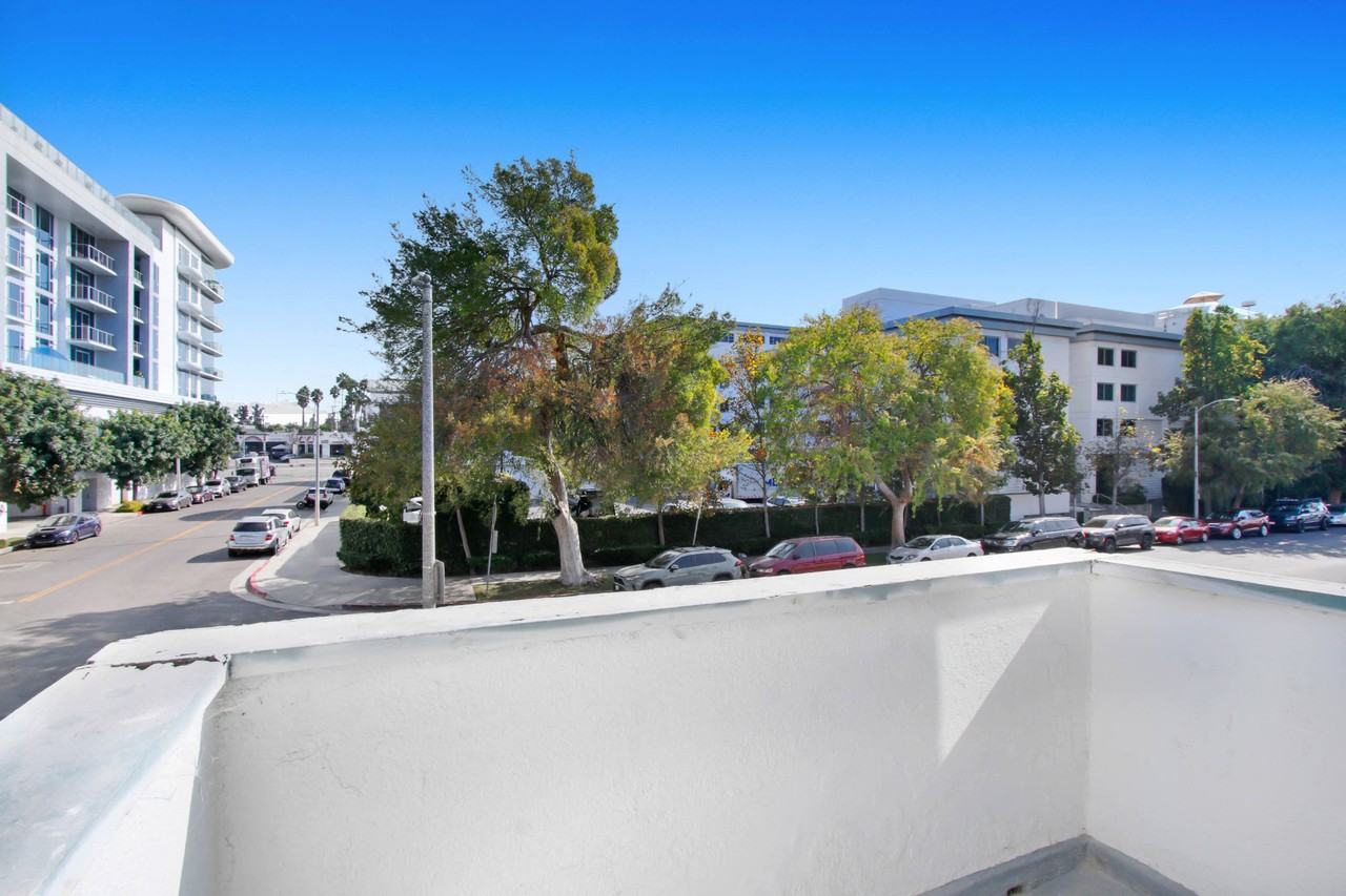 8534-8538 Colgate - Photo 5 of 34