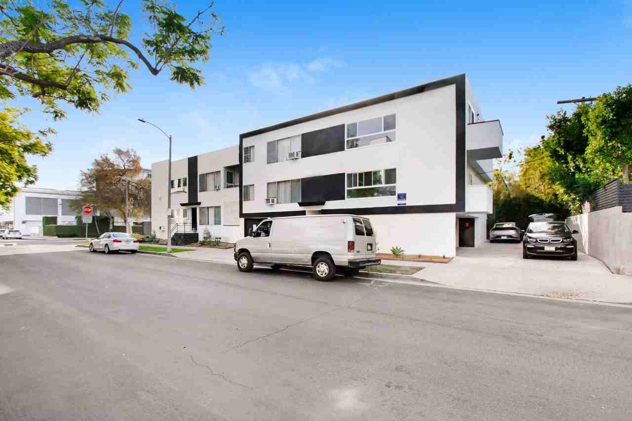 8534-8538 Colgate - Photo 7 of 34