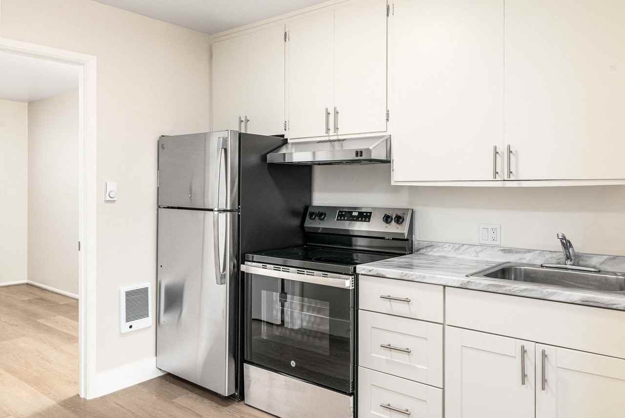 5519 Mission - Photo 7 of 26