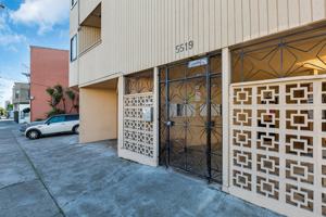 featured image of 5519 Mission St