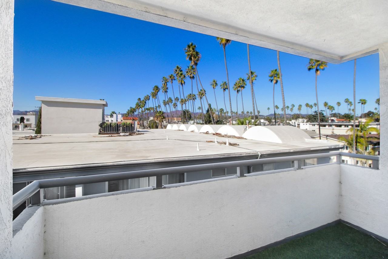 950 4th Street - Photo 2 of 13