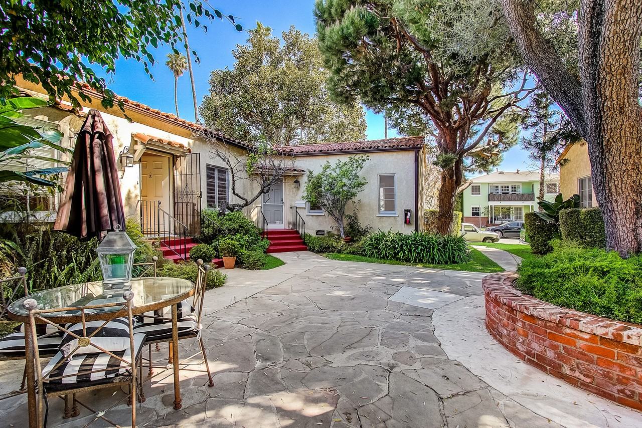 812-818 21st Street - Photo 5 of 6