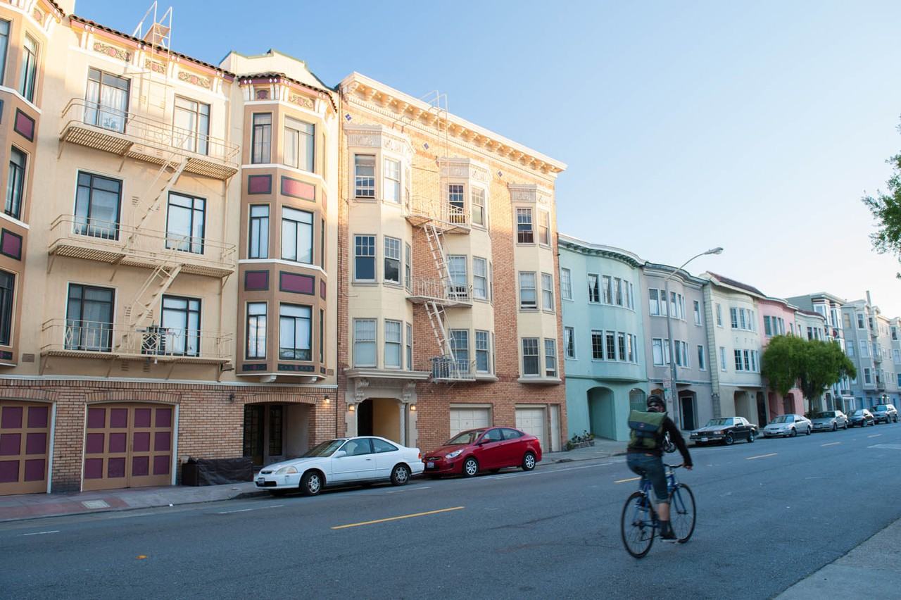 1819 Golden Gate - Photo 4 of 18