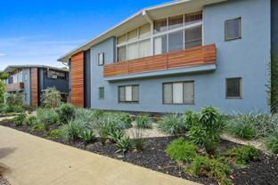 858-860 3rd Street - Photo 1 of 1