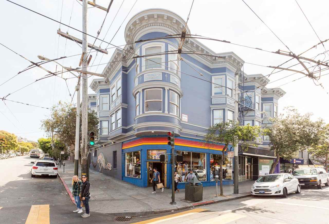 609 ASHBURY Apartments - Photo 4 of 22