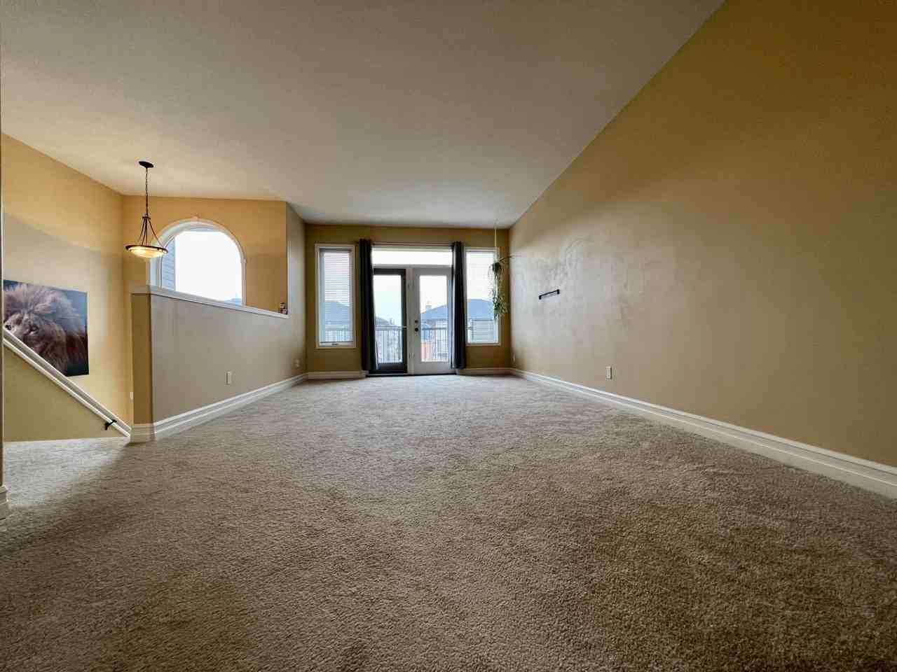 5 Heritage Blvd W - Photo 4 of 16