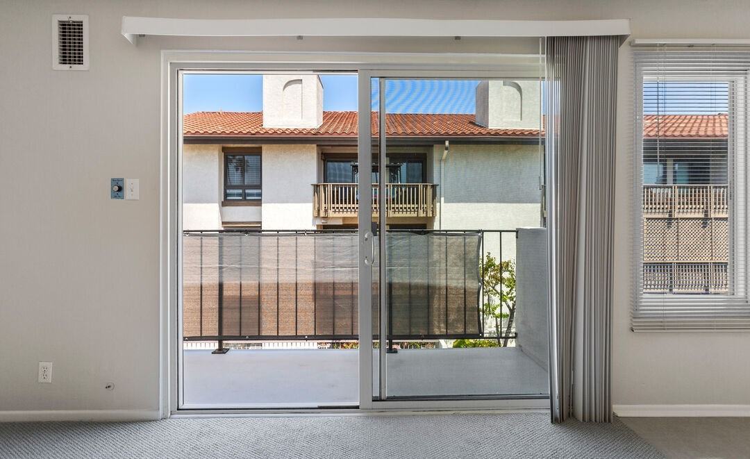 8163 Redlands St - Photo 3 of 11