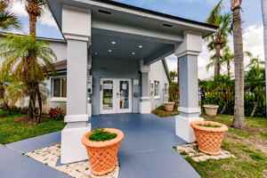 featured image of 4817 S Texas Ave #4817C