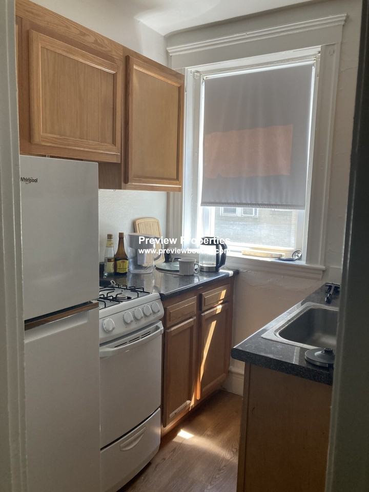 Boylston St #22P - Photo 5 of 11