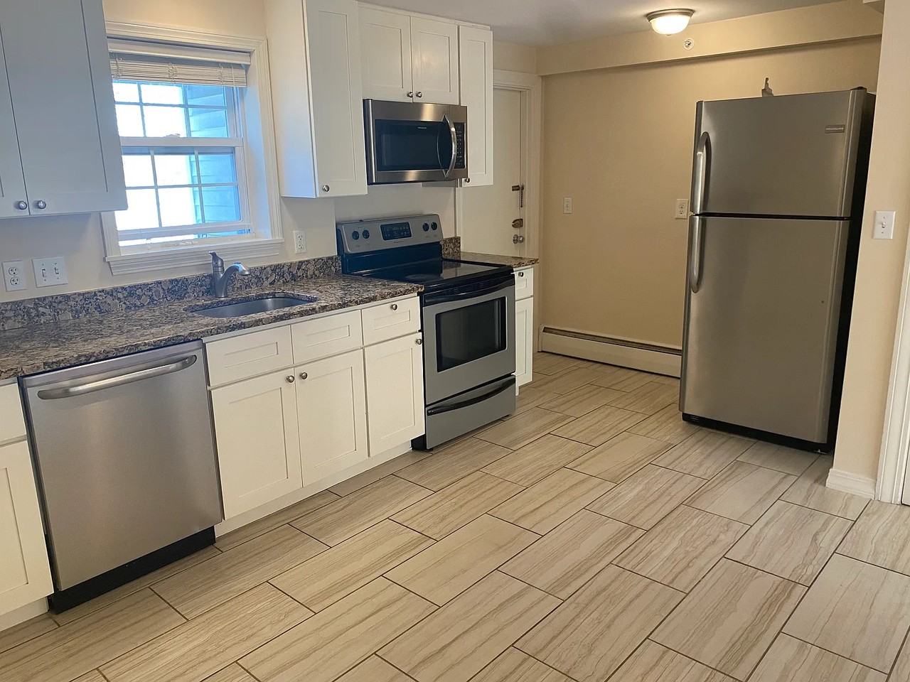 4833 Washington St #3L - Photo 2 of 16