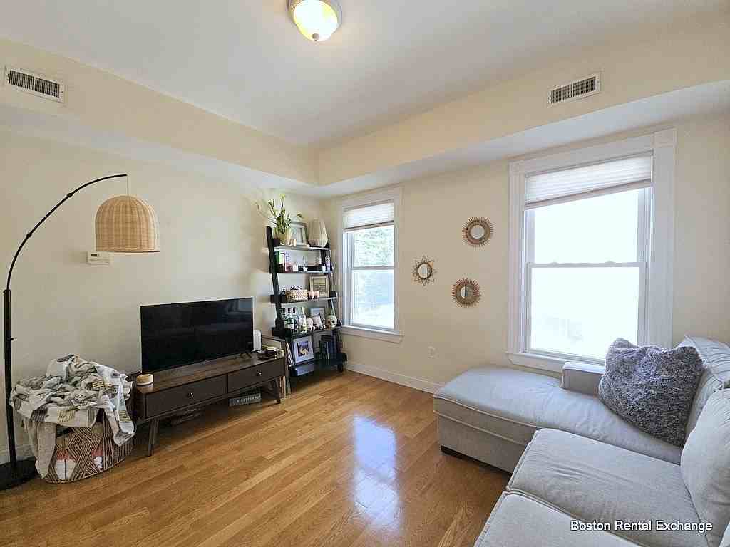 245 Walden St #2 - Photo 2 of 19