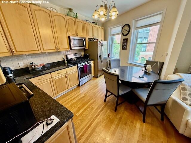 382 North St #2 - Photo 5 of 18