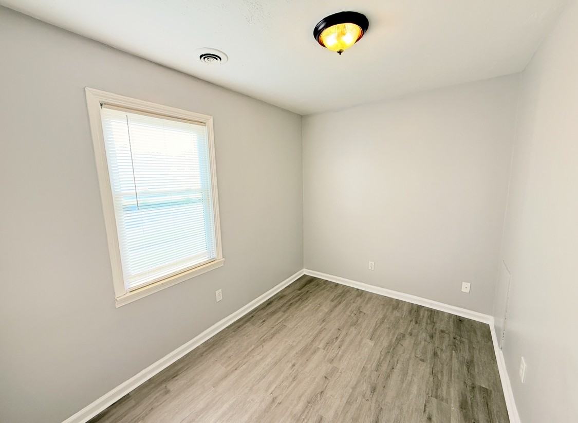 23816 Kathleen Ave #NA - Photo 3 of 14