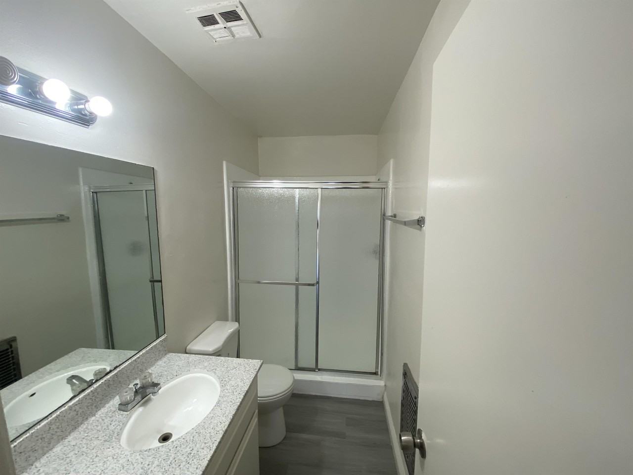 Parthenia Unit, LLC / 15040 Parthenia St / Alex / RC / S8 - Photo 3 of 5