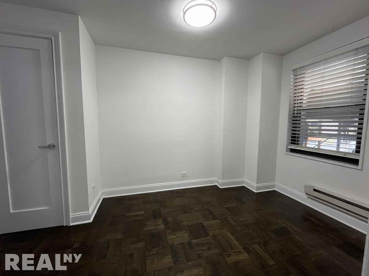 5th Ave #5P - Photo 6 of 8