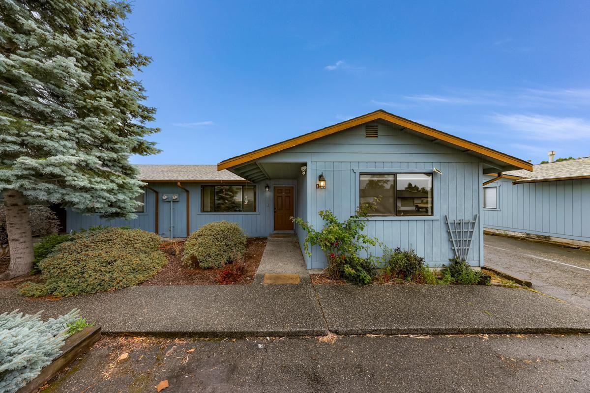 1806 N 40th Pl - Photo 2 of 10