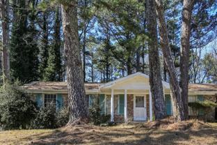 2107 Hilton Dr - Photo 1 of 1