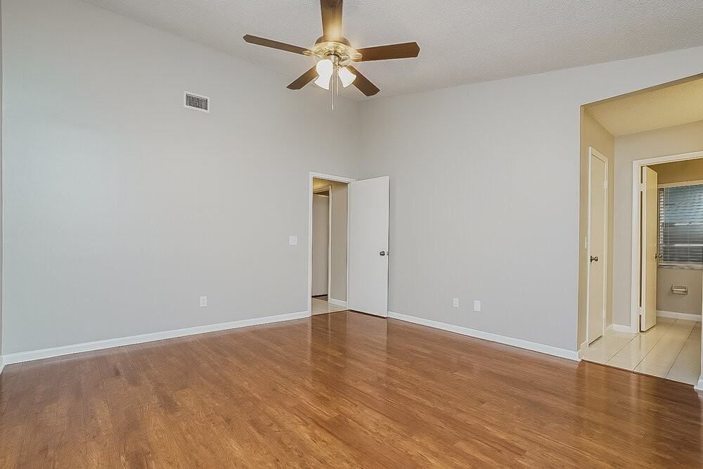 24734 Silversmith Dr - Photo 7 of 16
