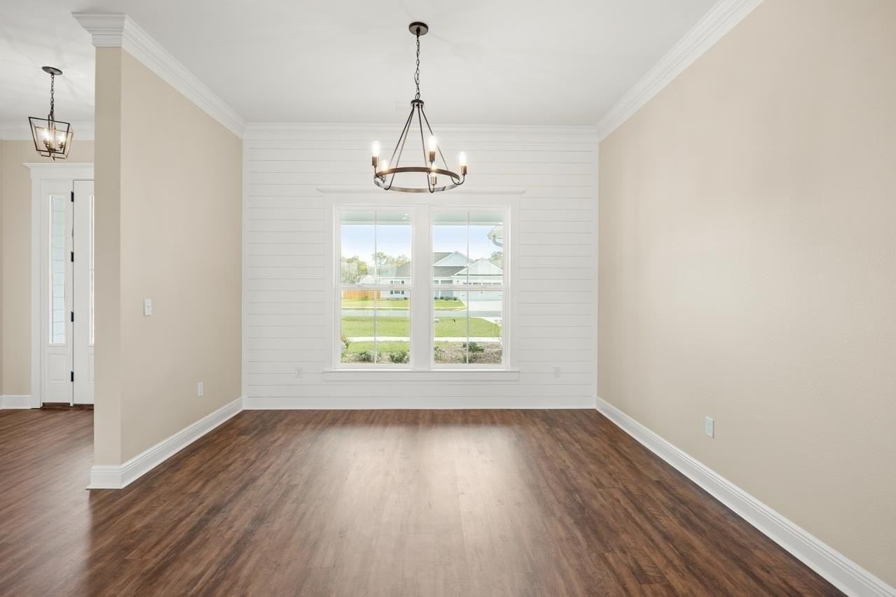 22 Sierra Ln - Photo 7 of 32