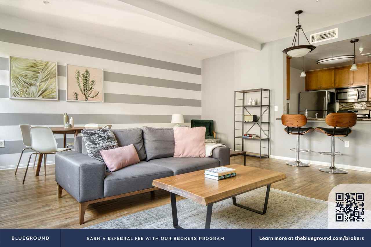 8601 Lincoln Blvd #40 - Photo 4 of 43