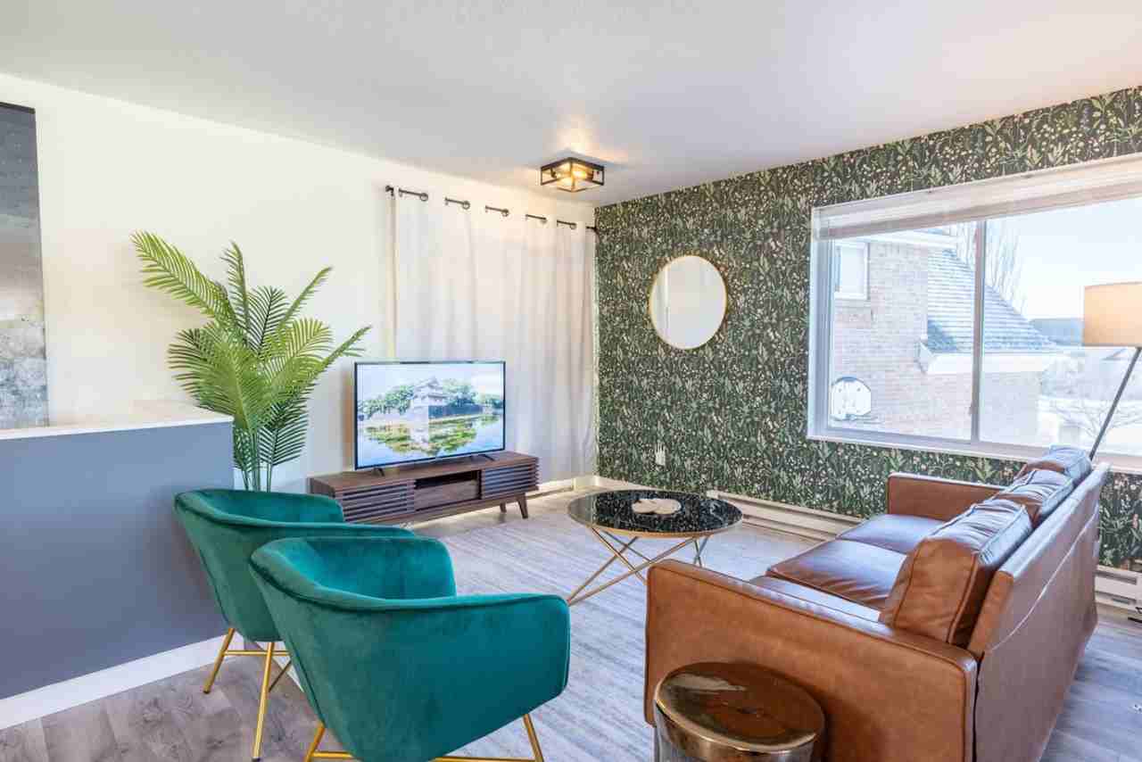 13043 S Mountain Crest Cir #1249906P - Photo 4 of 22