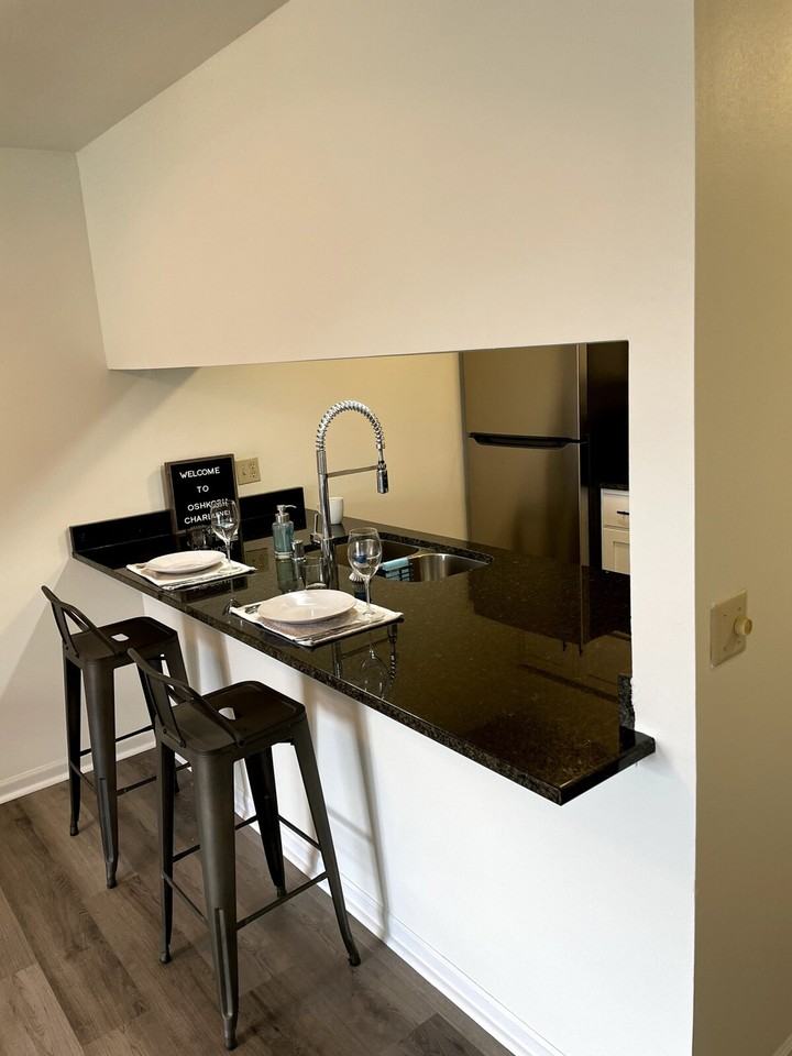 1335 Summit Ave #1253101P - Photo 6 of 13