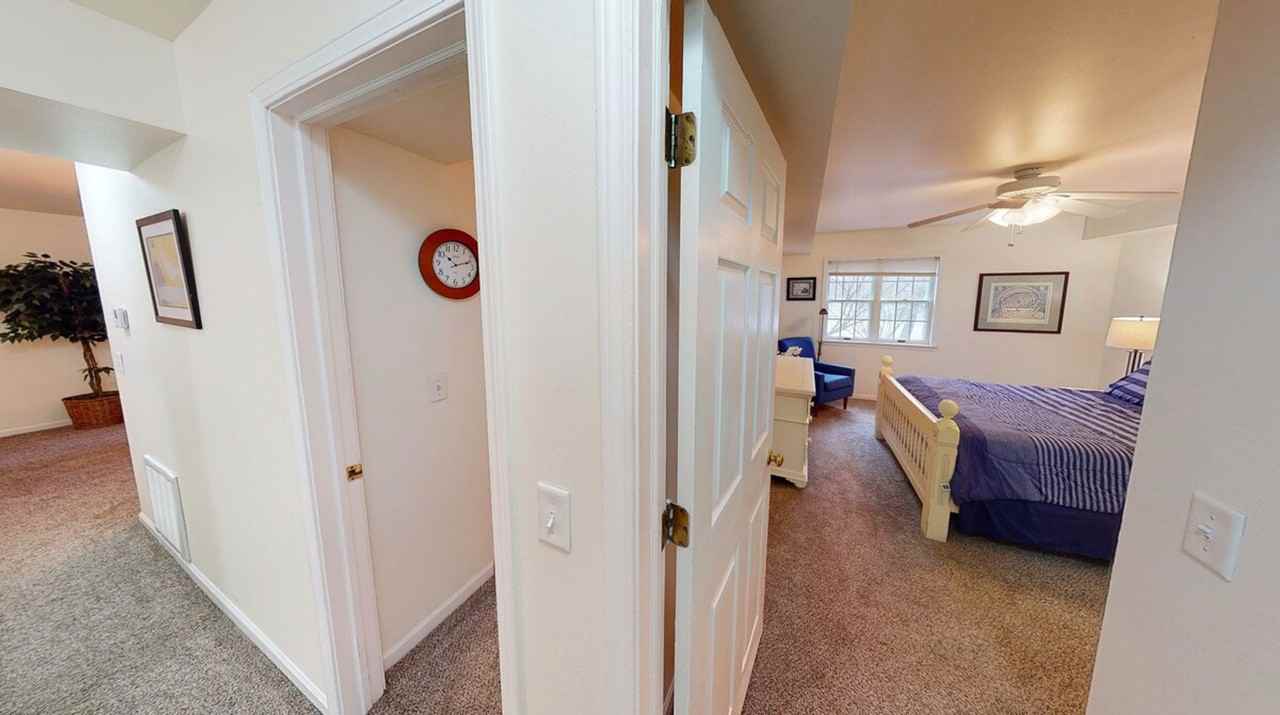 1621 Congress Ave #1253099P - Photo 7 of 15