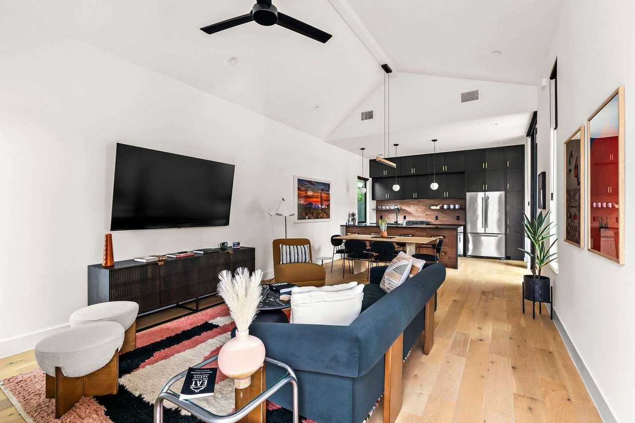 705 W Annie St #1254588P - Photo 3 of 20