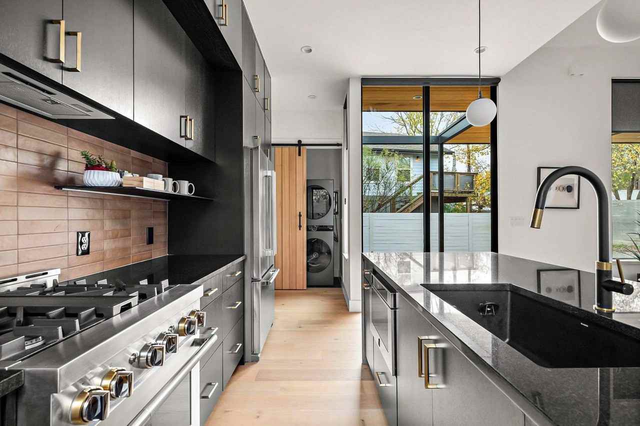 705 W Annie St #1254588P - Photo 6 of 20