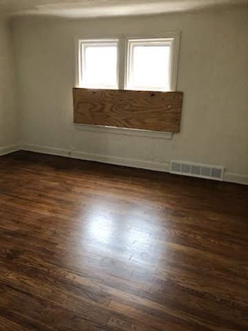 1637 E Outer Dr - Photo 7 of 21