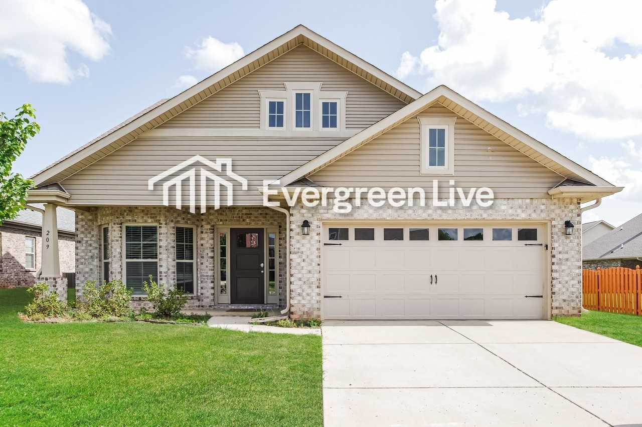 209 Skehan St Sw - Photo 2 of 16