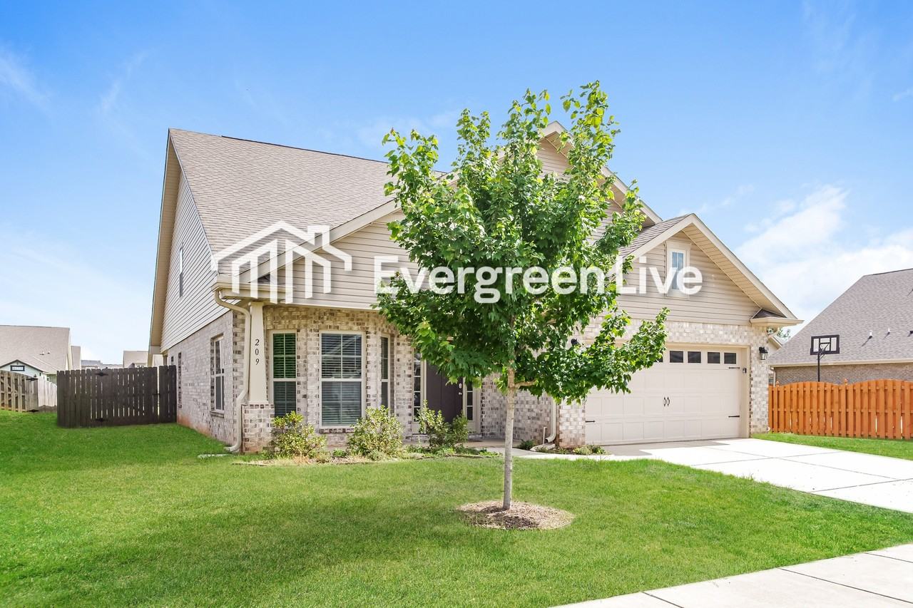 209 Skehan St Sw - Photo 3 of 16