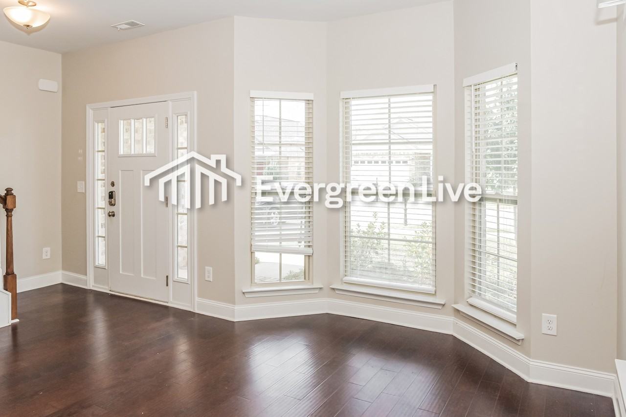 209 Skehan St Sw - Photo 6 of 15