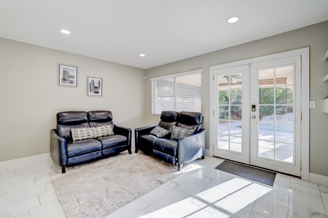 373 El Pico Dr - Photo 2 of 27