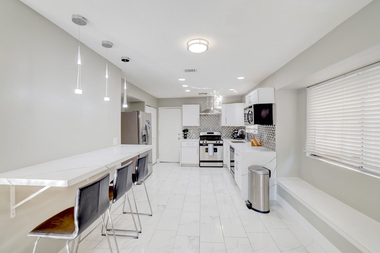 373 El Pico Dr - Photo 7 of 27