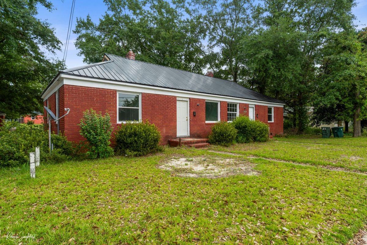 601 Washington Avenue ##1 - Photo 2 of 8