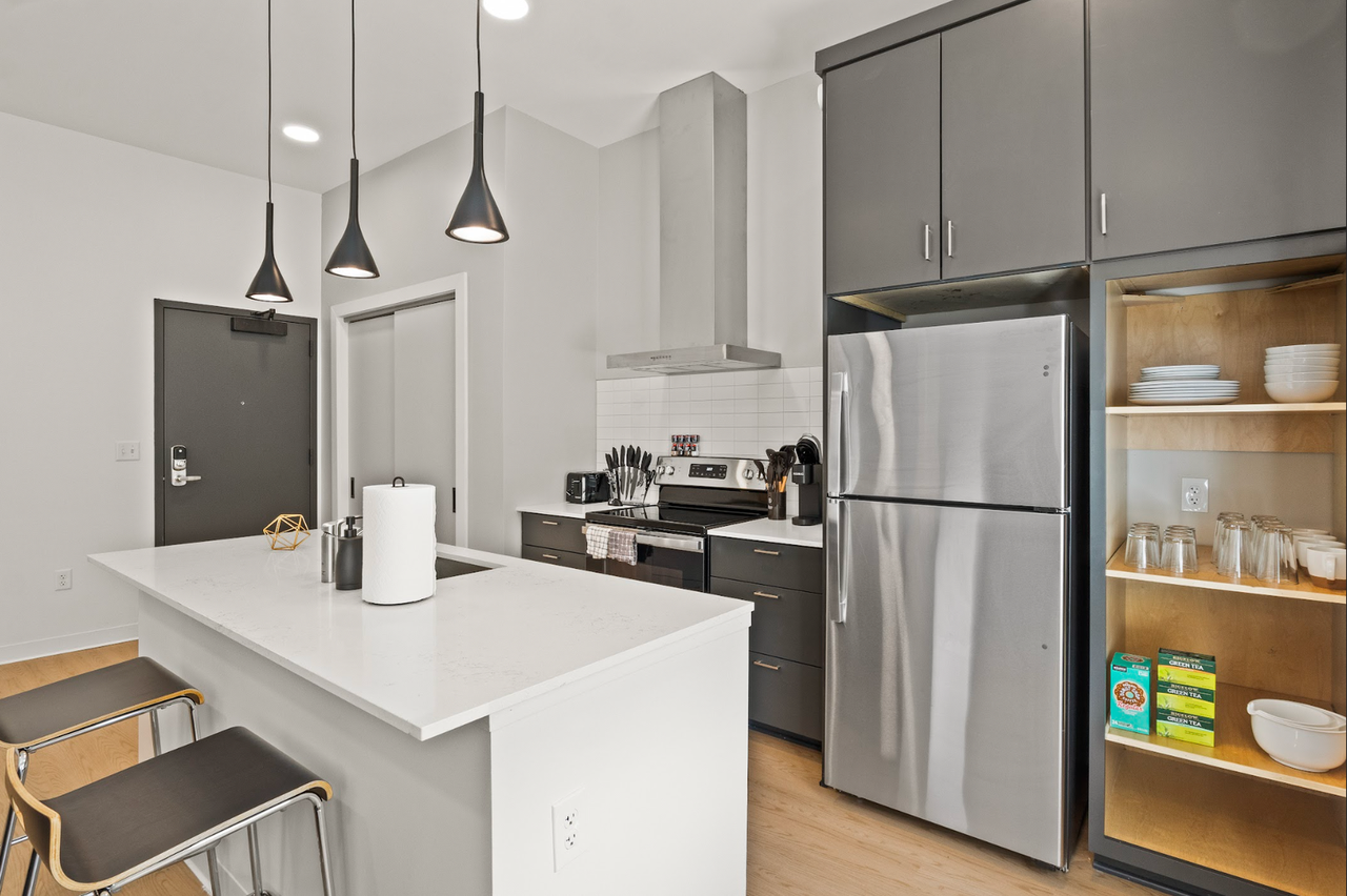 Brand New Luxury Apartment Complex in proximity to Buffalo General! - Photo 6 of 16