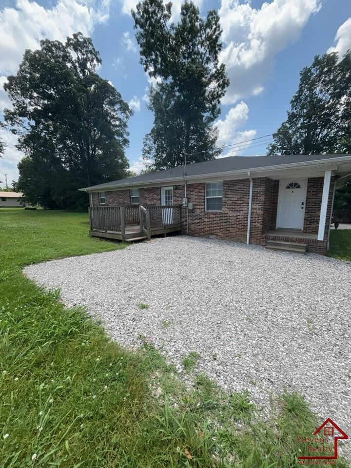 209 Bermuda Dr #A - Photo 2 of 15