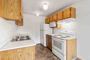 Oak Park Apartments - Photo 1 of 1
