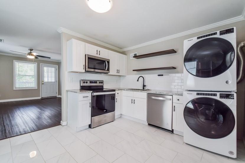 407 Angier Ave Ne #102 - Photo 2 of 16