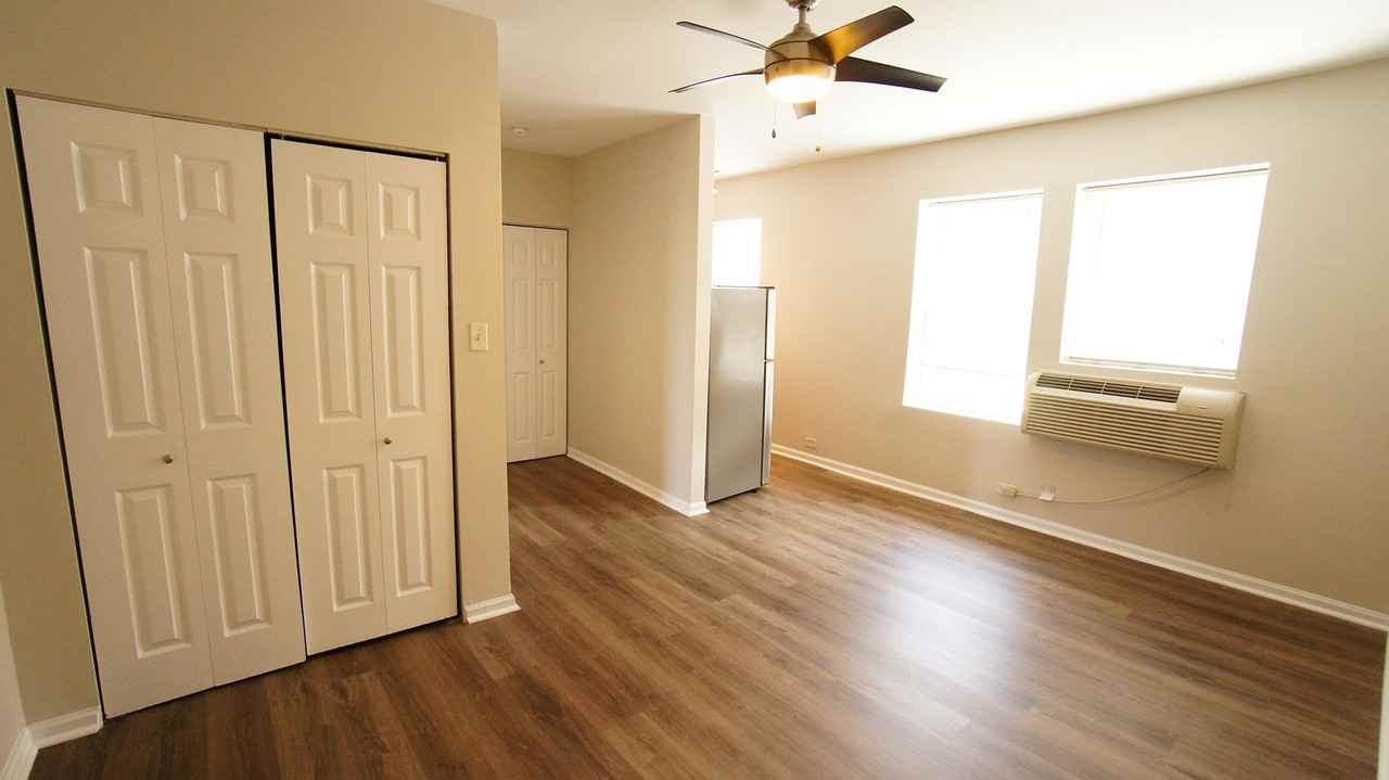 1627 Humboldt - Photo 3 of 18